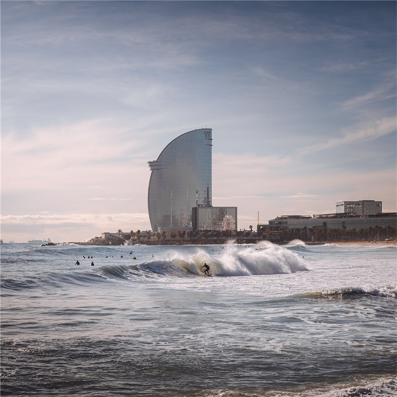 spain-barcelona-bcn-beach-surf-city-sas.png