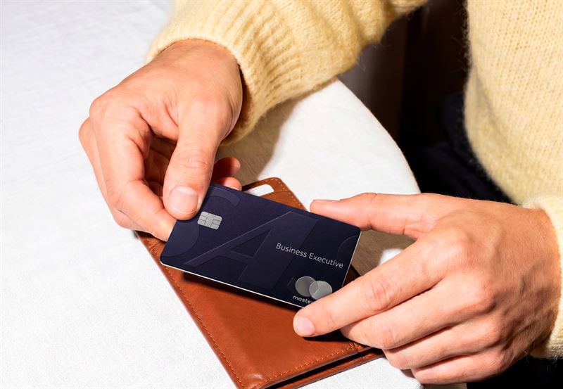 SAS_CreditCard_Wallet_updated_cropped.jpg